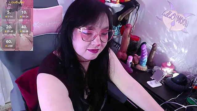 Snapshot of LiloMoon69 chatting on 16, 10, 2025 LiloMoon69 online show from 16, 10, 2025