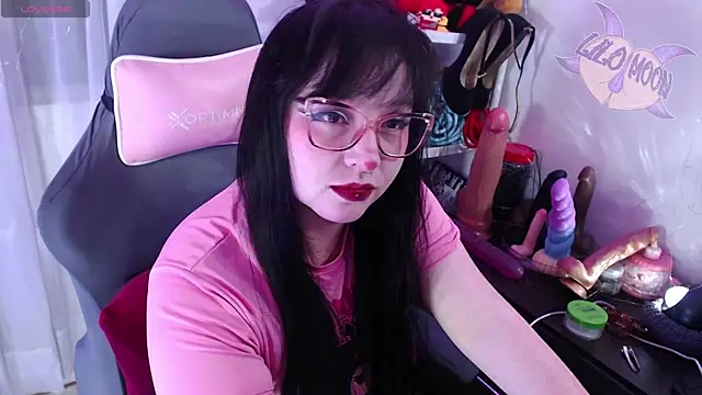 Snapshot of LiloMoon69 chatting on 20, 10, 2025 LiloMoon69 online show from 20, 10, 2025