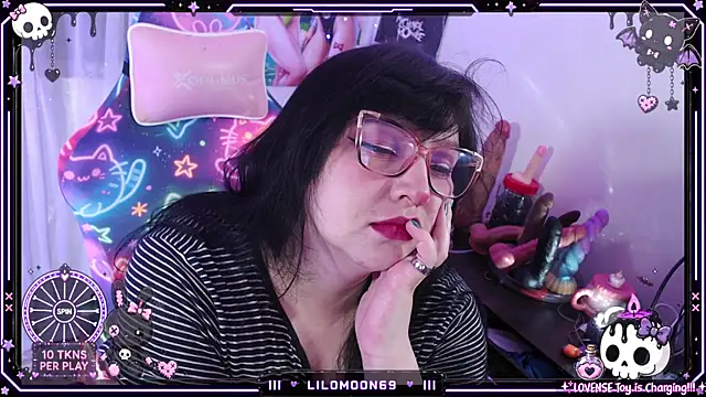 LiloMoon69 online show from 24, 7, 2026