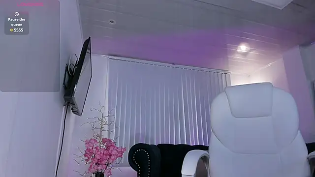 amelie jhons online show from 8, 3, 2025