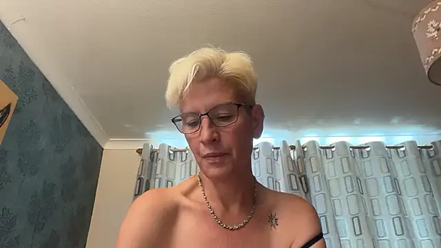 JennyHazel1 online show from 23, 7, 2026