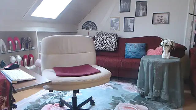 GinaBlonde online show from 14, 3, 2026