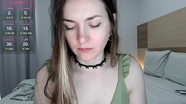 Snapshot of Naughty_Annn chatting on 16, 12, 2025 Naughty Annn online show from 16, 12, 2025