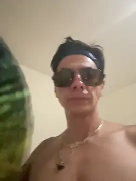 latino1986 online show from 1, 2, 2025