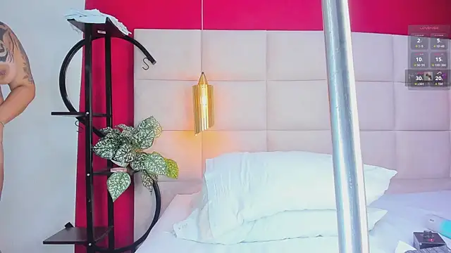 Amberluy online show from 9, 2, 2026