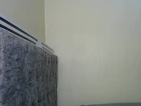 Snapshot of Little_miss_charming chatting on 27, 12, 2024 Little miss charming online show from 27, 12, 2024