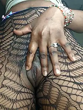 Pretty tiffany online show from 18, 1, 2026