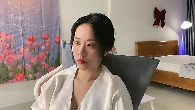 -rosiie- online show from 28, 2, 2025