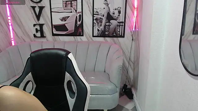  samantha b online show from 19, 12, 2024
