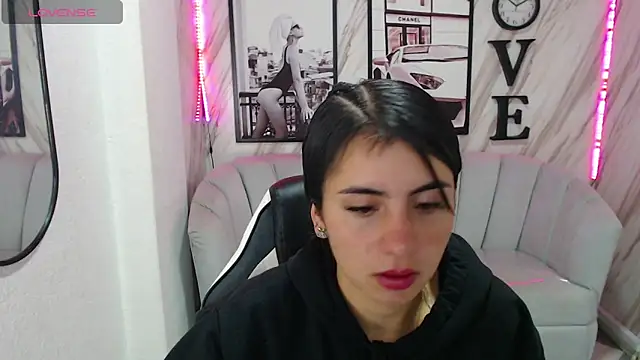  samantha b online show from 5, 3, 2025