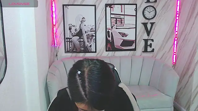  samantha b online show from 12, 3, 2025