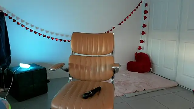 Snapshot of Sapphir3xoxo chatting on 6, 3, 2025 Sapphir3xoxo online show from 6, 3, 2025