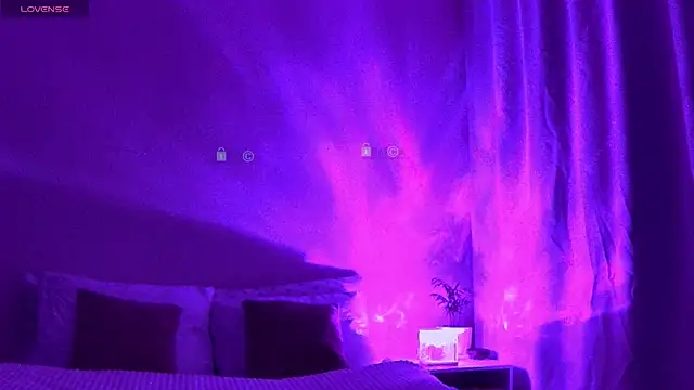 StacyWorry online show from 10, 3, 2025