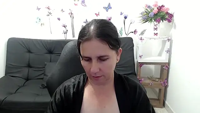 victoria jones online show from 8, 6, 2026