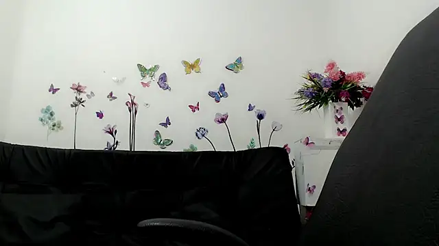 victoria jones online show from 14, 6, 2026