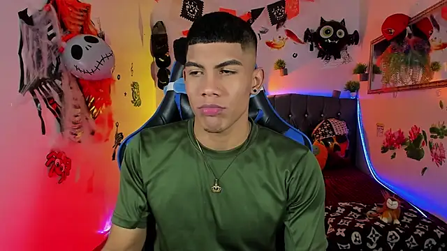 Damian latinxxx online show from 28, 10, 2025