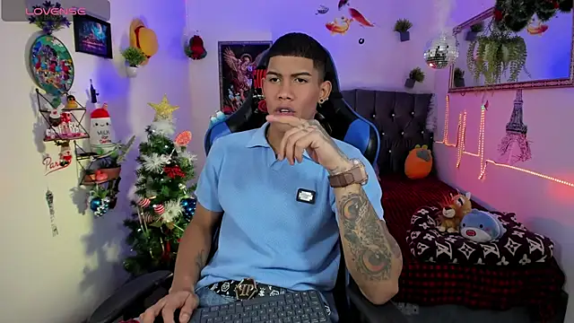 Damian latinxxx online show from 2, 12, 2025