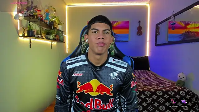 Damian latinxxx online show from 19, 7, 2026