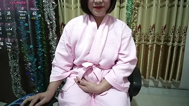 Mama-BigPussy online show from 16, 12, 2025