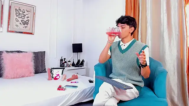 Snapshot of Santy_carrington chatting on 15, 1, 2025 Santy carrington online show from 15, 1, 2025