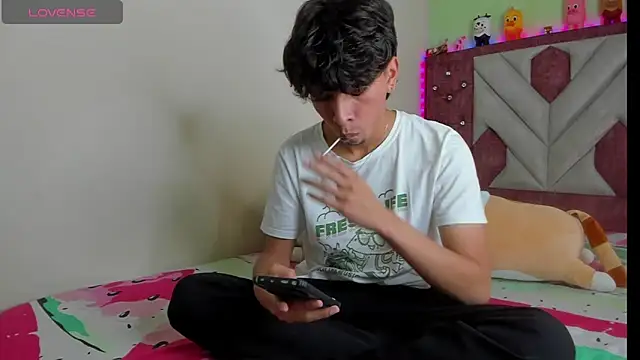 Santy carrington online show from 25, 11, 2025