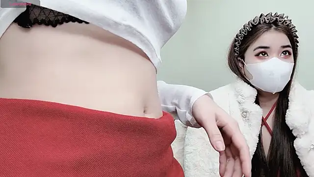 Snapshot of LyLy_Office chatting on 27, 12, 2024 LyLy Office online show from 27, 12, 2024