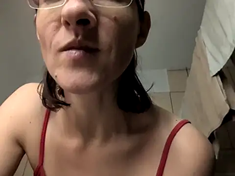 Milky hairy mommy online show from 29, 11, 2025