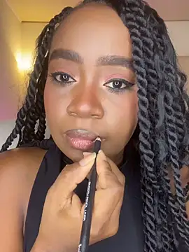 Britanymooree online show from 23, 2, 2026