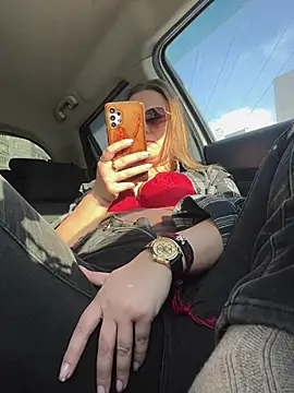 Snapshot of OlgaBuzzz chatting on 20, 2, 2026 OlgaBuzzz online show from 20, 2, 2026