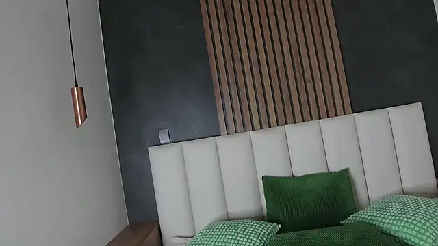 AmbarHills 1 online show from 20, 11, 2025