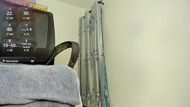 Big booty quuen online show from 11, 12, 2024