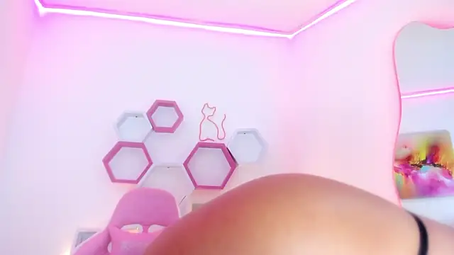 Snapshot of _Ameliie chatting on 6, 3, 2025 Ameliie online show from 6, 3, 2025