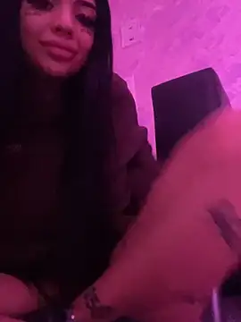 CreamyInkky  online show from 20, 1, 2025