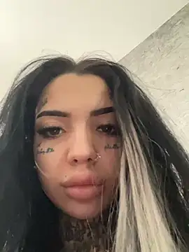 CreamyInkky  online show from 24, 2, 2025