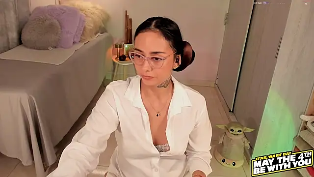 Aleja24Evans online show from 5, 5, 2026