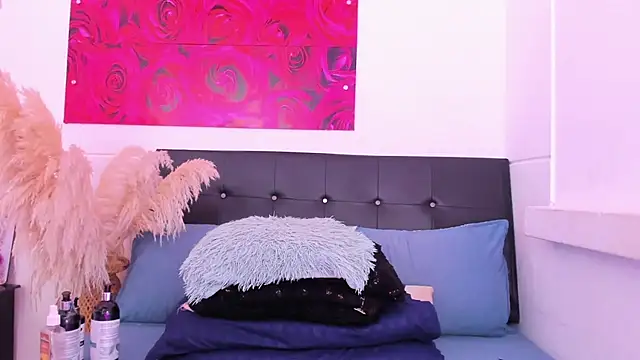 Adams Cloe online show from 12, 3, 2026