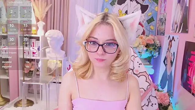 Snapshot of Coconut_Mia chatting on 3, 12, 2024 Coconut Mia online show from 3, 12, 2024