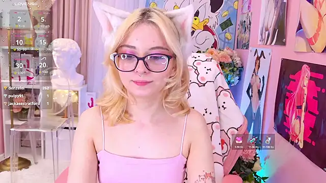 Snapshot of Coconut_Mia chatting on 3, 12, 2024 Coconut Mia online show from 3, 12, 2024