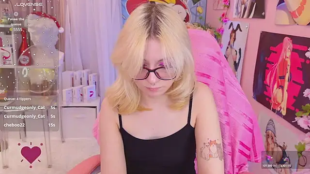 Snapshot of Coconut_Mia chatting on 21, 12, 2024 Coconut Mia online show from 21, 12, 2024