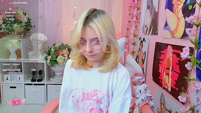 Snapshot of Coconut_Mia chatting on 18, 1, 2025 Coconut Mia online show from 18, 1, 2025