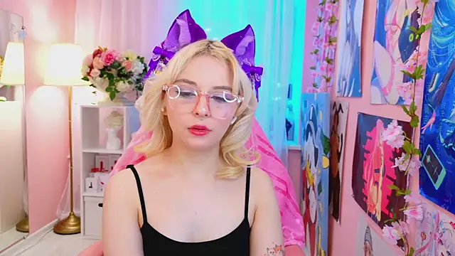 Snapshot of Coconut_Mia chatting on 20, 2, 2025 Coconut Mia online show from 20, 2, 2025