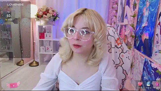 Snapshot of Coconut_Mia chatting on 26, 9, 2025 Coconut Mia online show from 26, 9, 2025