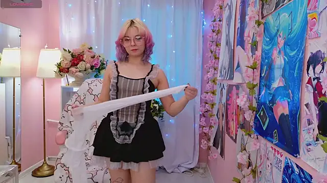 Snapshot of Coconut_Mia chatting on 13, 11, 2025 Coconut Mia online show from 13, 11, 2025