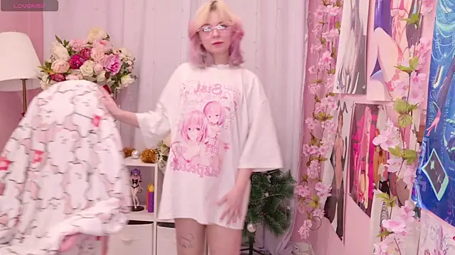 Snapshot of Coconut_Mia chatting on 17, 12, 2025 Coconut Mia online show from 17, 12, 2025