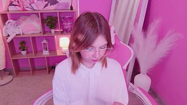 Coconut Mia online show from 28, 6, 2026