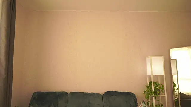 Snapshot of Victoria1Love chatting on 8, 2, 2025 Victoria1Love online show from 8, 2, 2025