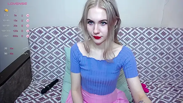 Olivia Graceee online show from 18, 12, 2024