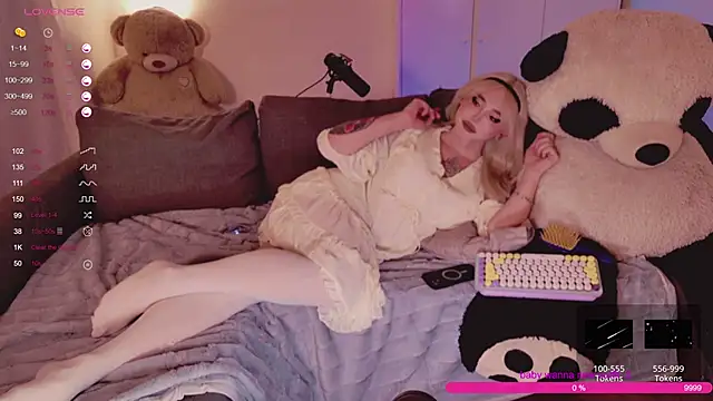  rose monarch  online show from 2, 12, 2024