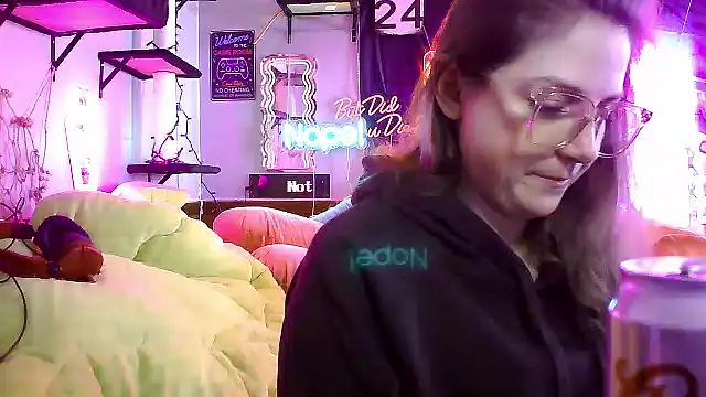 mirannacult online show from 22, 2, 2025