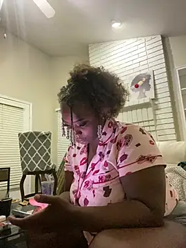 LillShayy online show from 5, 5, 2026